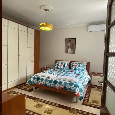 别墅 Guest House Tirana 地拉那