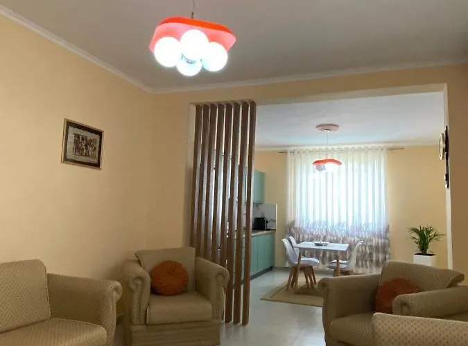 别墅 Guest House Tirana *